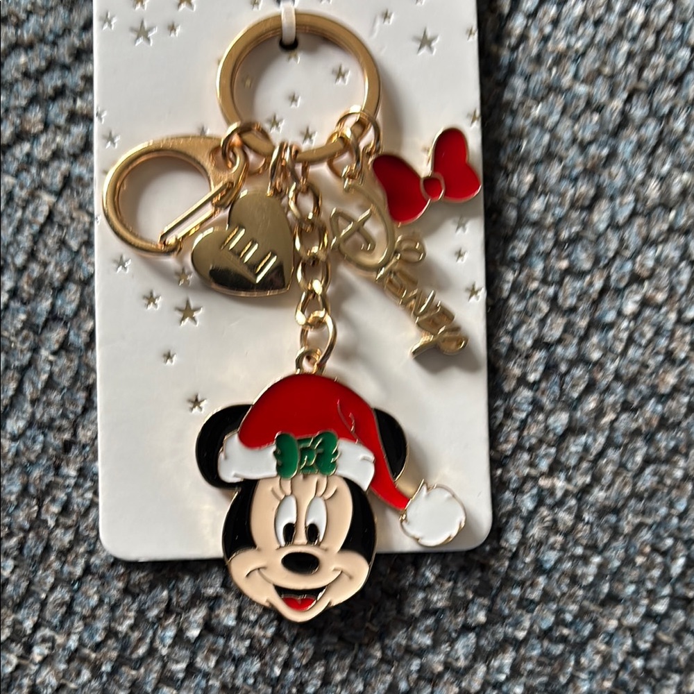 Disney Minnie Mouse Keychain with decorations. NWT